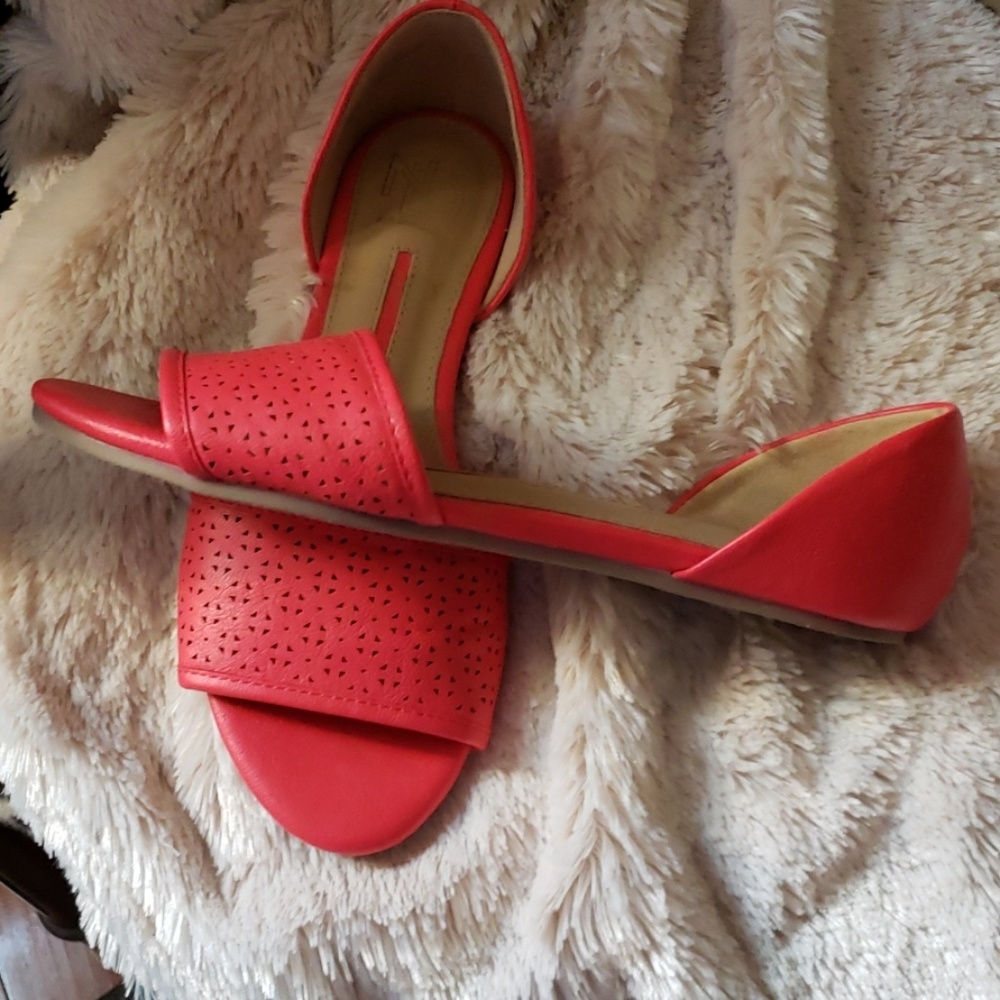 Open toe flats - Picture 4 of 4